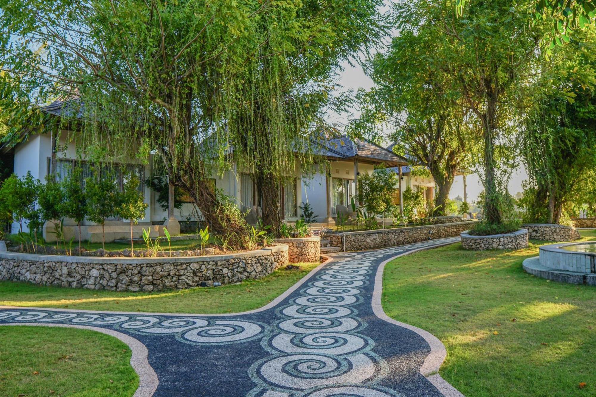 Caspla Resort By Loccal Collection Batununggul Εξωτερικό φωτογραφία